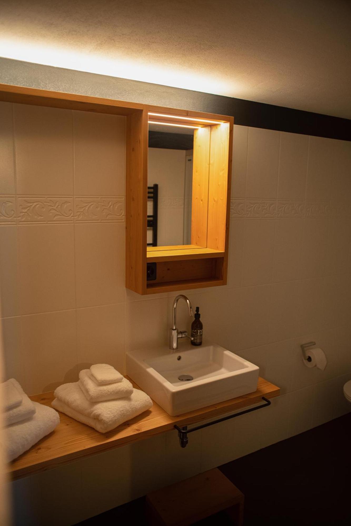 Pensiunina - Pension - Sent Room photo